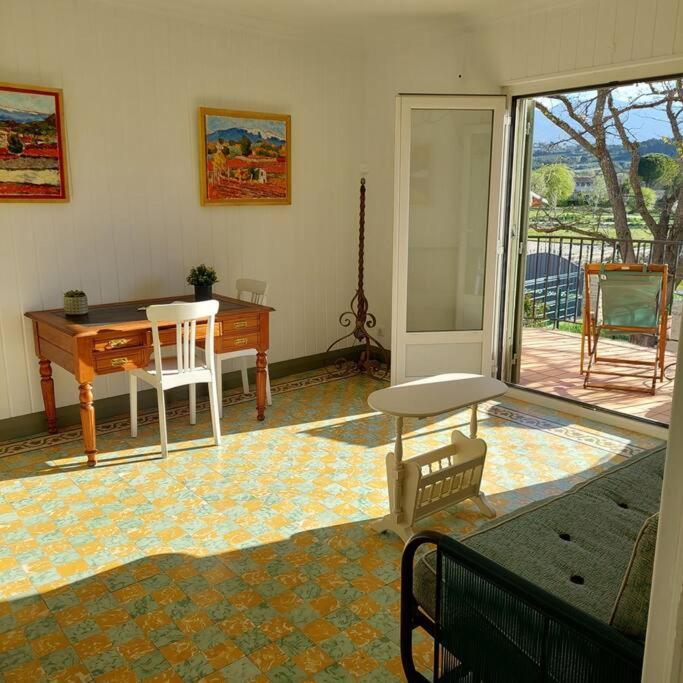 Villa Mon Ventoux à Modene Extérieur photo