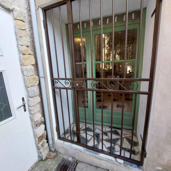 Villa Mon Ventoux à Modene Extérieur photo